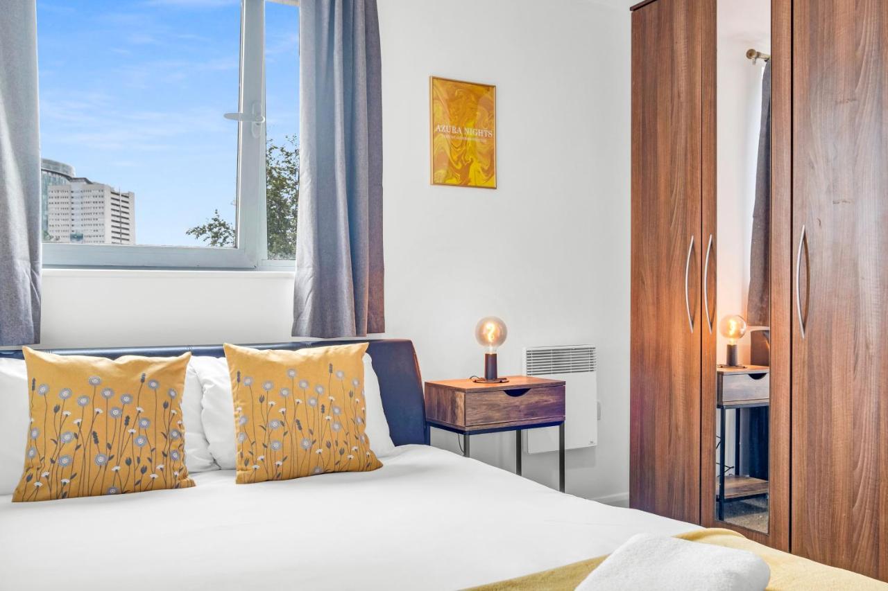 Stylish 4Th Floor 2 Bedroom En Suite City Centre Apartment With Parking By Azura Nights Birmingham Exterior foto